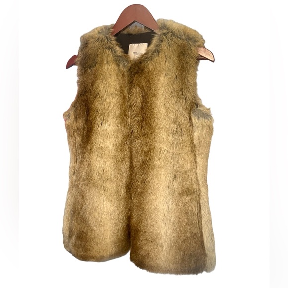 🔥4 for $75🔥 Zara TRAFALUC Small Faux Fur Vest Festival Rave Outdoor - Picture 2 of 3